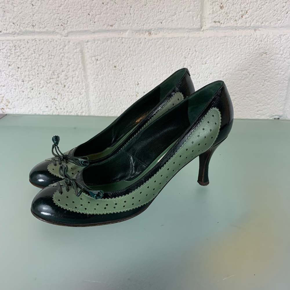 Marc Jacobs two tone green oxford pump